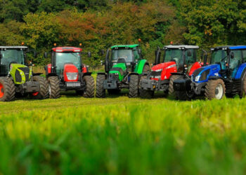 How to Select the Proper Tractor for Your Agricultural Tasks