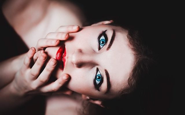 makeup-e1532358713935-640x400