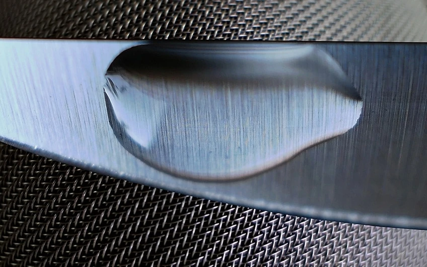 Three Types of Metal Glues and Triple ways to Effectively Bond Surfaces