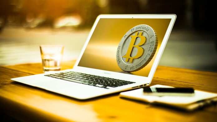 bitcoin-3090250_1280