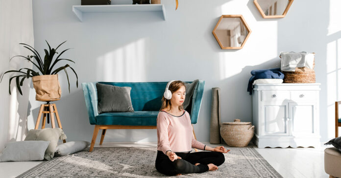 Woman_Meditate_Headphones-1200x628-Facebook-1200x628