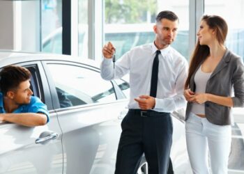 Top Reasons To Buy A New Car Rather Than A Used One