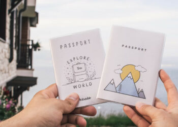 7 Things You Can Do in Under 3 Minutes to Look Good on a Passport Photo