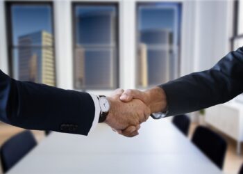 What do you need to know about obtaining an EMI license in Lithuania?