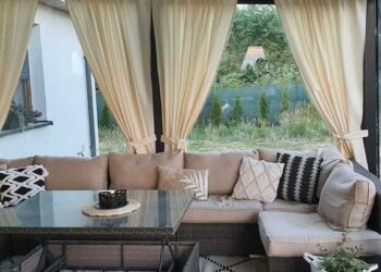 Outdoor Curtains: Practical Solutions For Weather Protection and Comfort