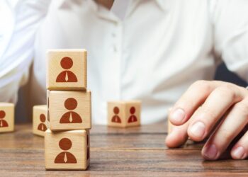 How to Find the Best Employer of Record: 5 Essential Questions to Ask