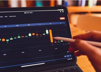 Advanced Binary Options Trading Tools: Leveraging Technology for Trading Success