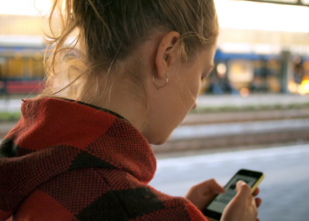 Is Social Media a Net Positive or Negative for Today’s Teens?