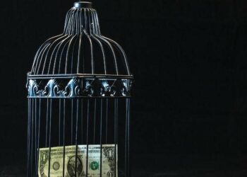 Money Matters: Using VPNs for Secure Online Banking and Money Transfers
