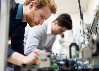 Charting the Evolution of Servo Drive Technology