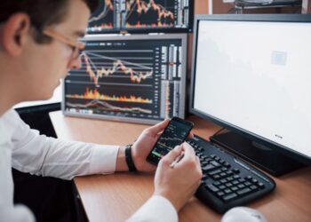 15 Best Forex VPS Hosting for Trading MT4/5 with Ultra-Low Latency