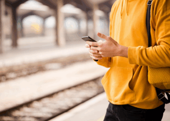One SIM, Every Destination: How eSIM Keeps You Connected