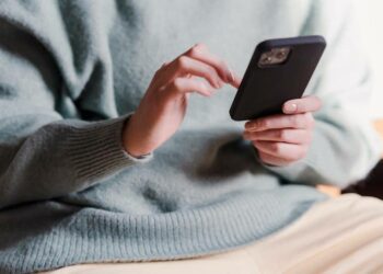 What Is Thundr—1-on-1 Online Chat